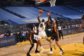 9体育关于本菲卡训练开放日；加时末段迎来里程碑引欢呼；NBA常规赛在即；更衣室氛围转暖的信息