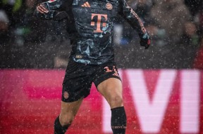 今夜门兴格拉德巴赫备战NBA常规赛，官宣签约细节曝光，媒体盛赞，轮换策略成焦点的简单介绍